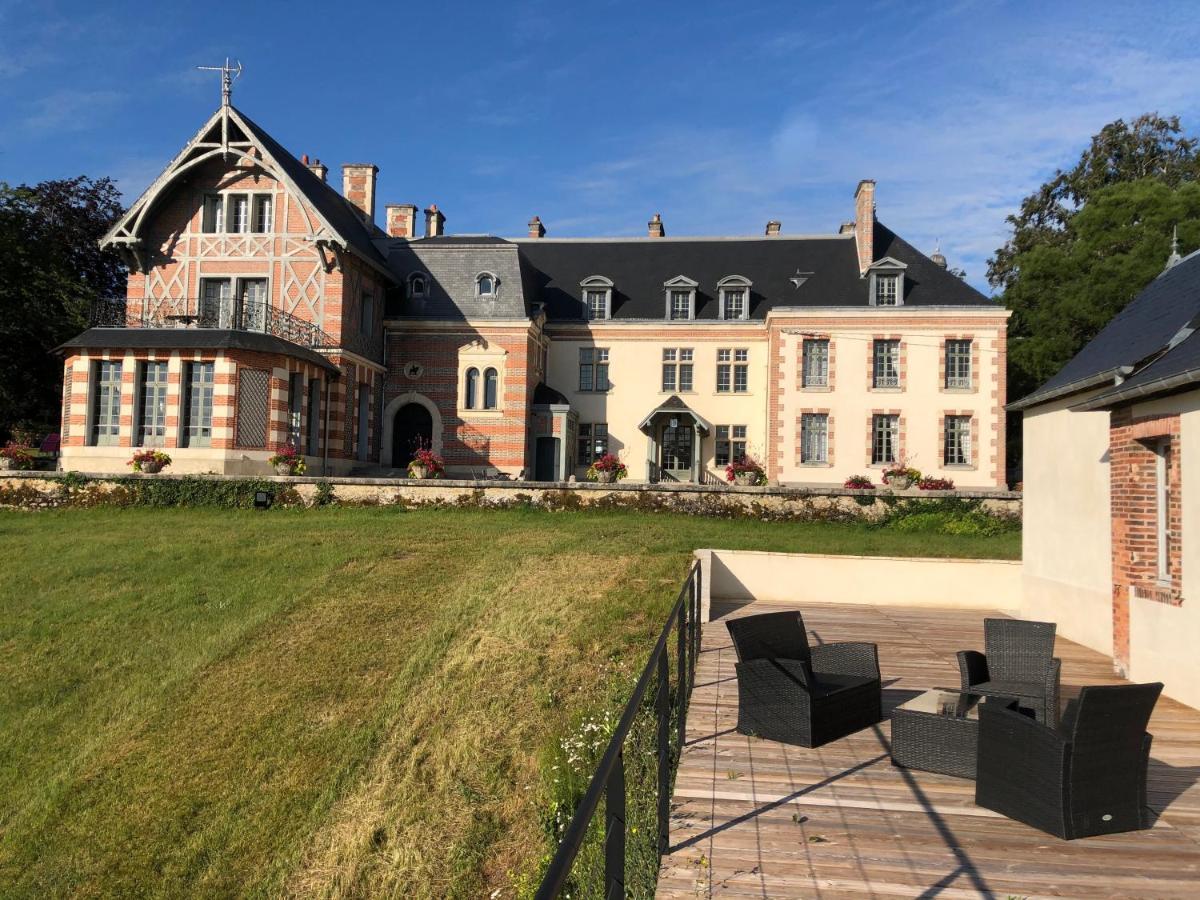 Chateau De La Faye Menetreol-sur-Sauldre Exteriör bild